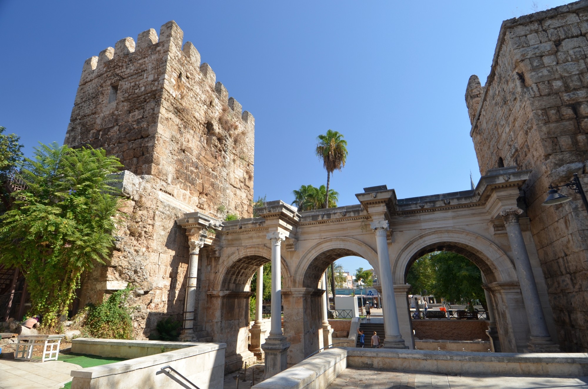 Poarta lui Hadrian, Antalya