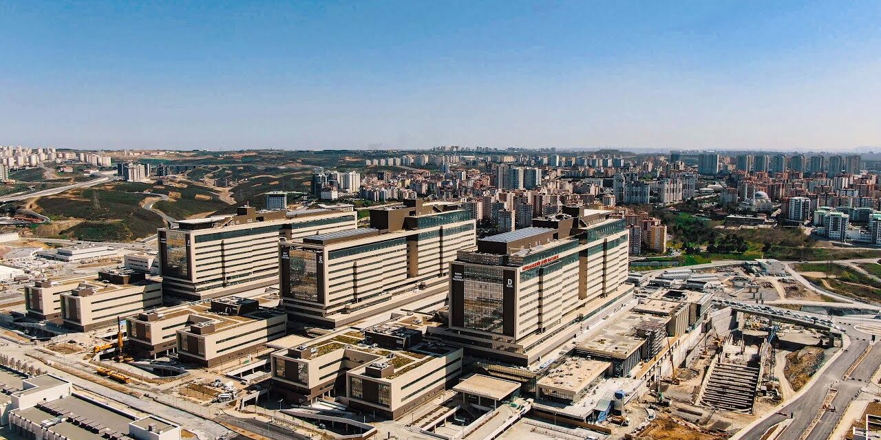 Istanbul spital cam ve sakura